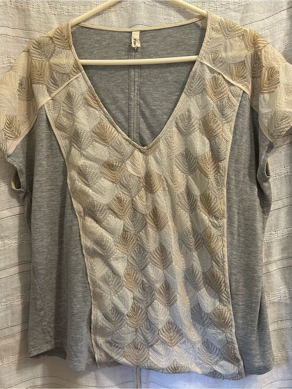 Tiny Brand Women's Grey V-Neck Tunic with Cream Patterned Front